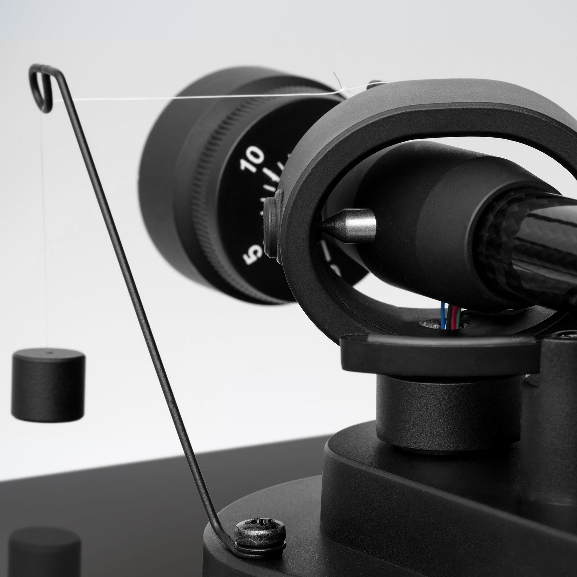 TRIANGLE HI-FI - LUNAR 3 - Nove Boje Zvuka