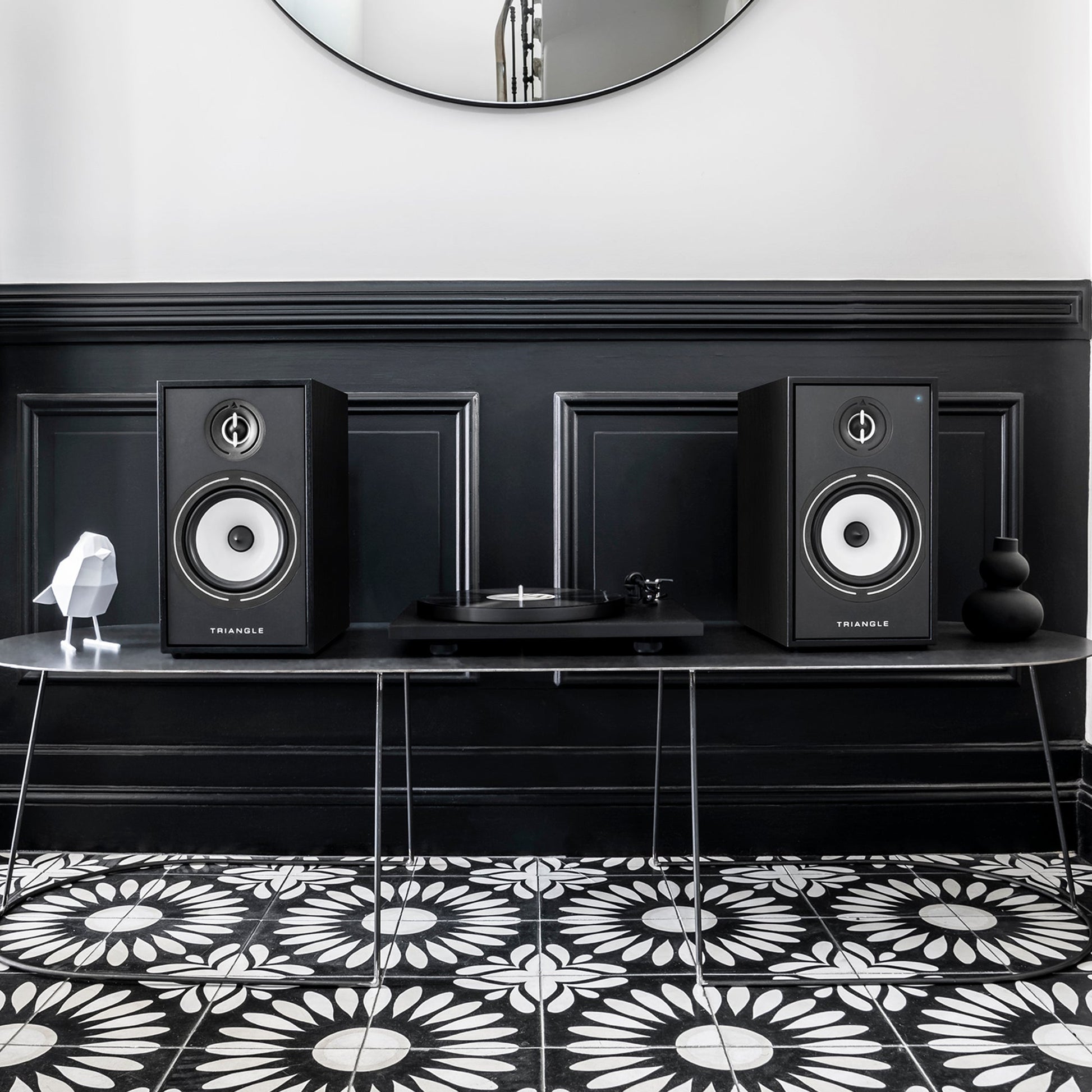 TRIANGLE HI-FI - LUNAR 1 - Nove Boje Zvuka